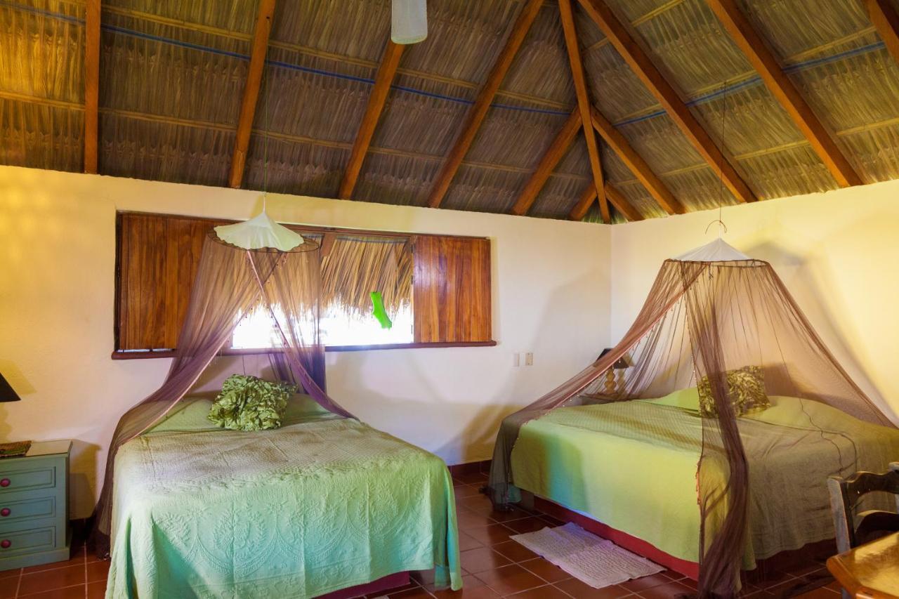 The Resort At Majahua Palms Тронконес Екстериор снимка