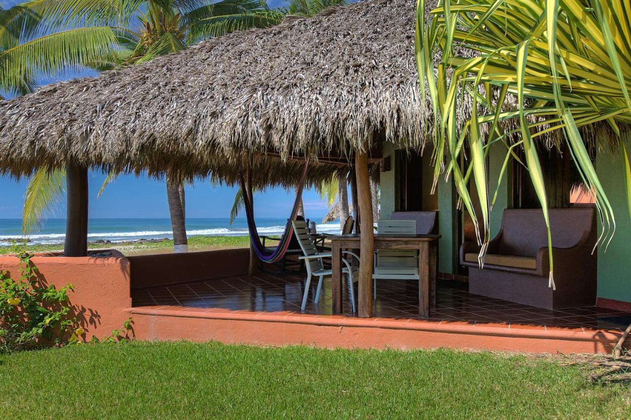 The Resort At Majahua Palms Тронконес Екстериор снимка