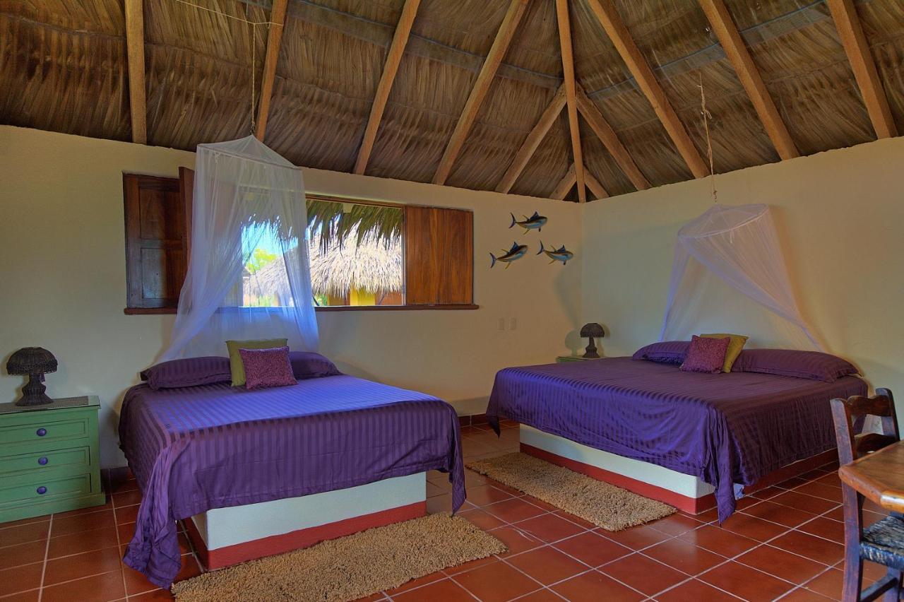 The Resort At Majahua Palms Тронконес Екстериор снимка