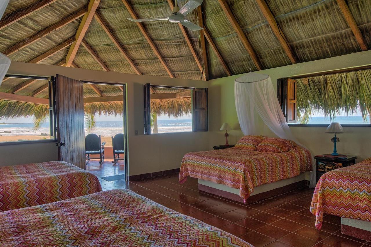 The Resort At Majahua Palms Тронконес Екстериор снимка